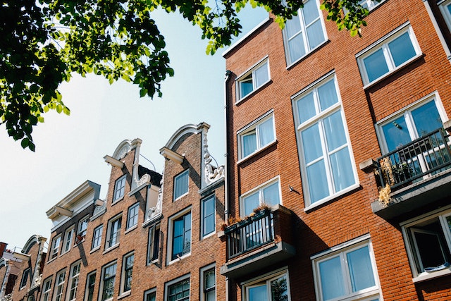 brick-building-apartment-neighborhood